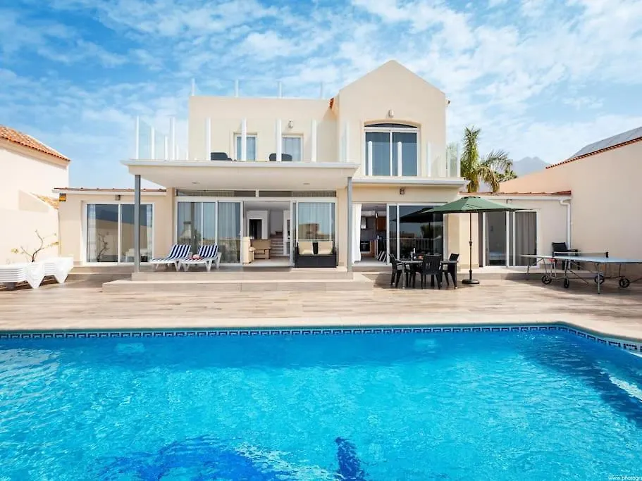 Stunning Villa Mila In Madronal, Heated Pool location